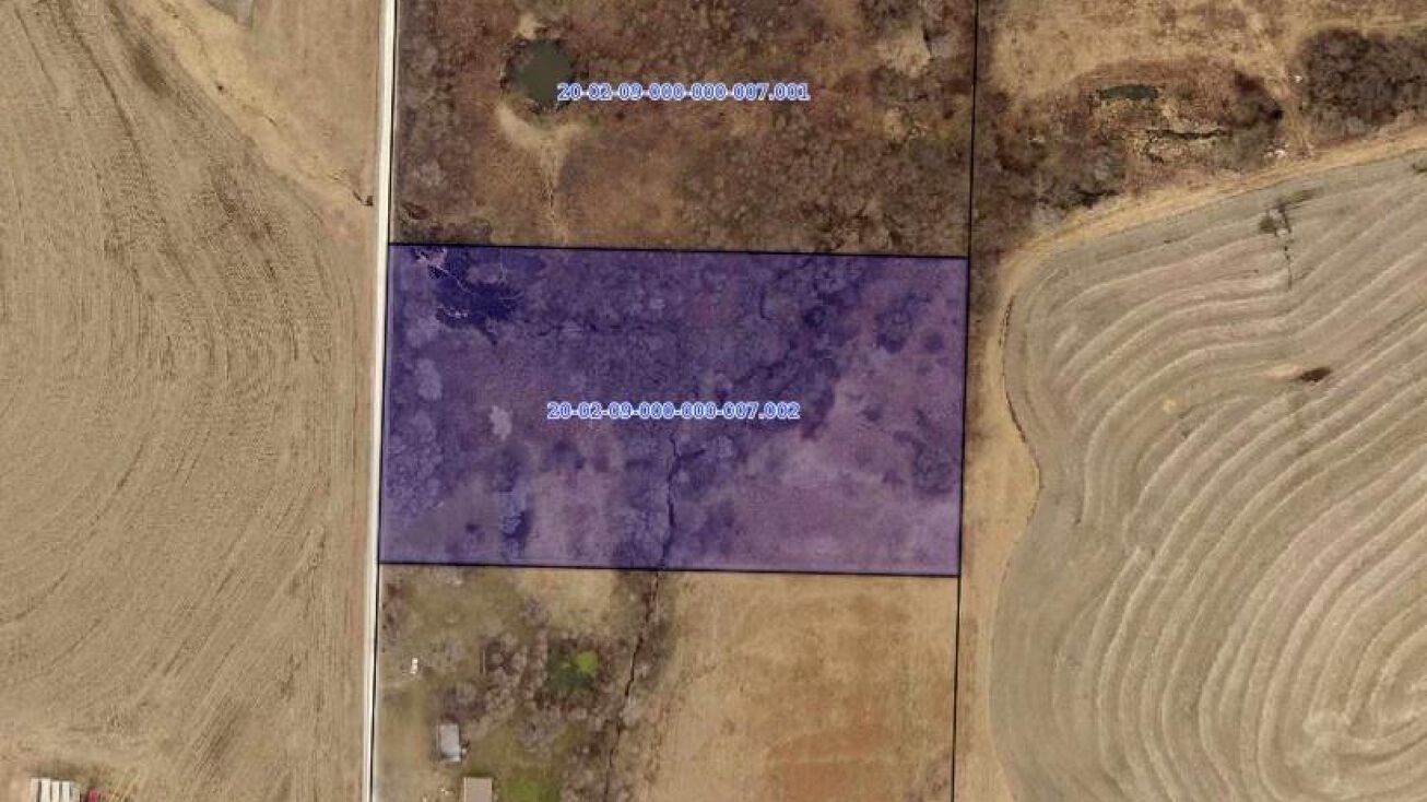 S Chandler Road, Creighton, MO 64739