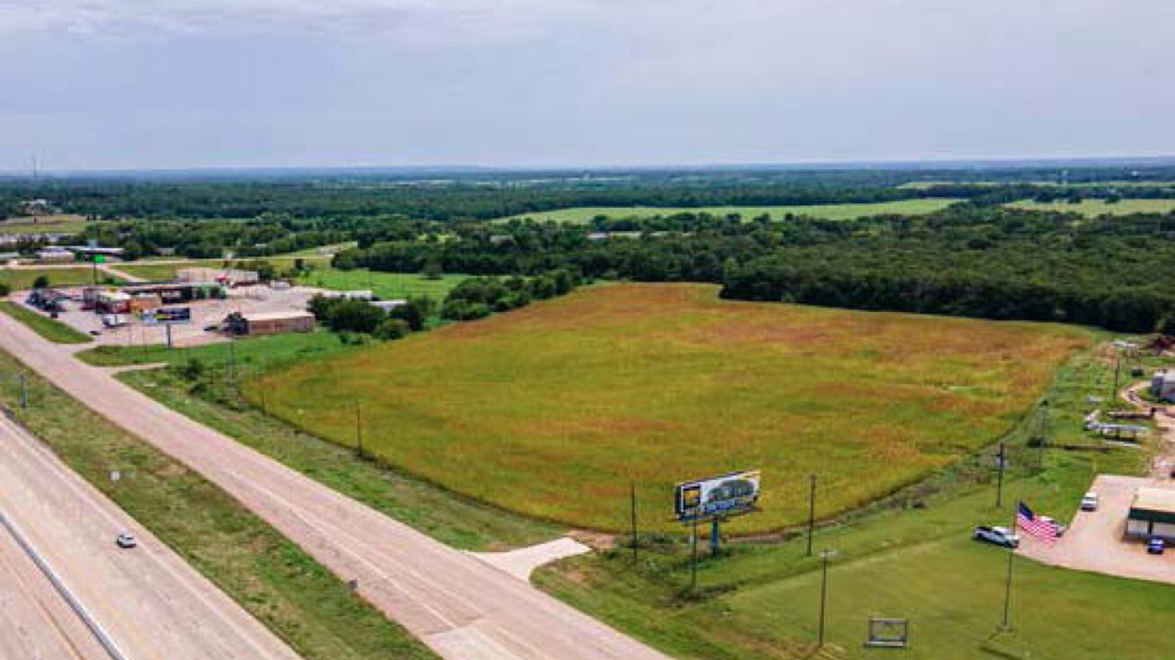IH35, Ross, TX 76640 Land for Sale 16.96 Acres on N IH35