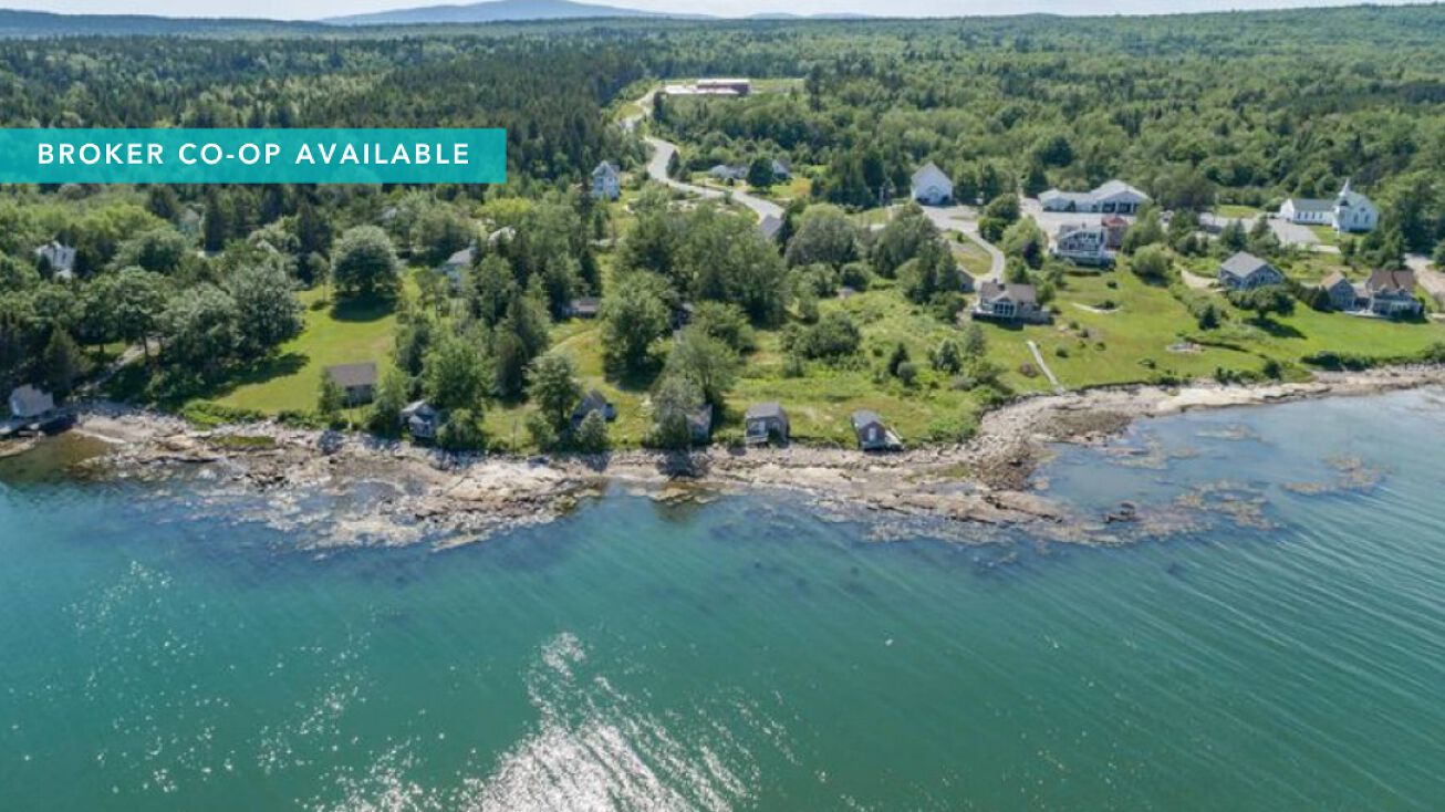 70 Main St, Gouldsboro, ME 04669