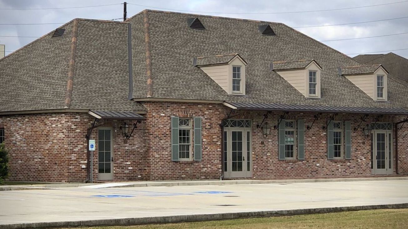 435 Corporate Dr, Houma, LA 70360