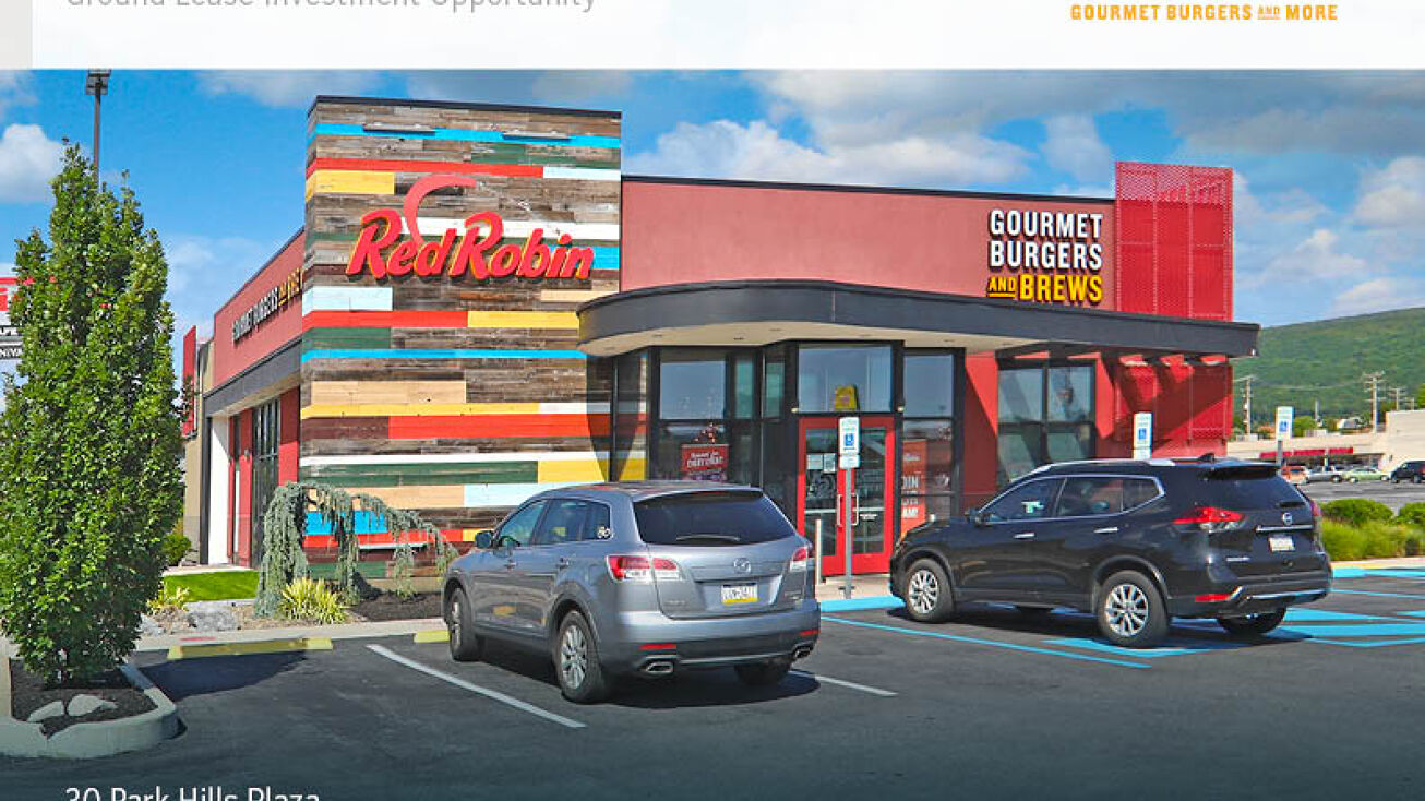 30 Park Hills Plaza, Altoona, PA 16602 Retail Property for Sale Red