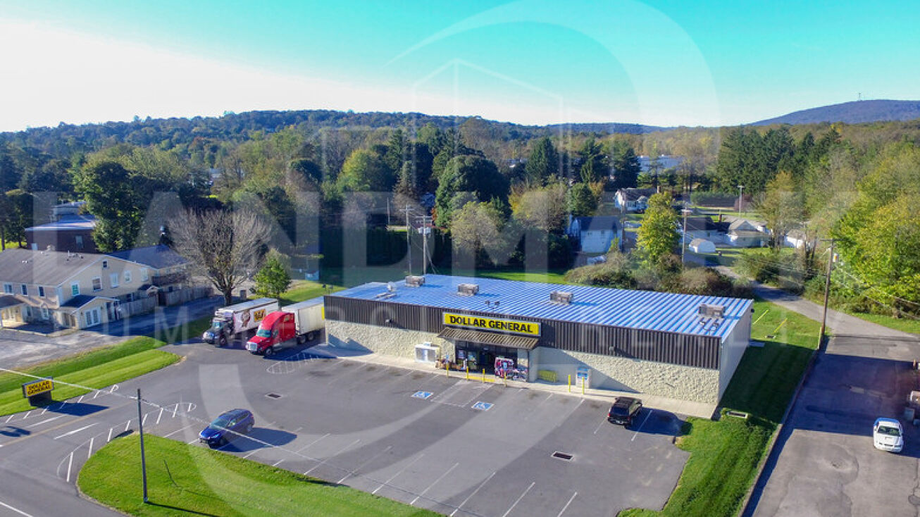 15038 Buchanan Trail E, Blue Ridge Summit, PA 17214