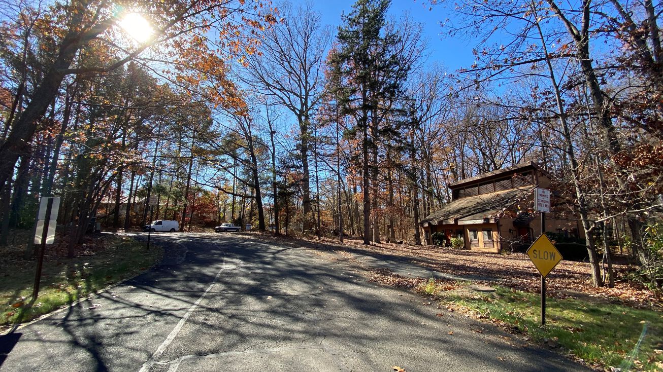 12050 South Lakes Dr, Reston, VA 20191