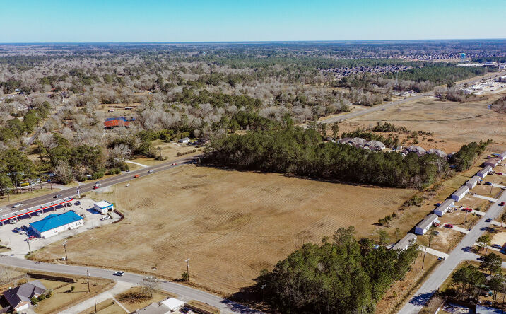 Pictures of Land property located at US-69, Lumberton, TX 77657 for sales - image #1