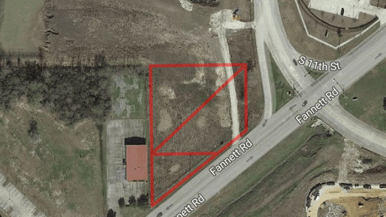 4380 Rd, Beaumont, TX 77705