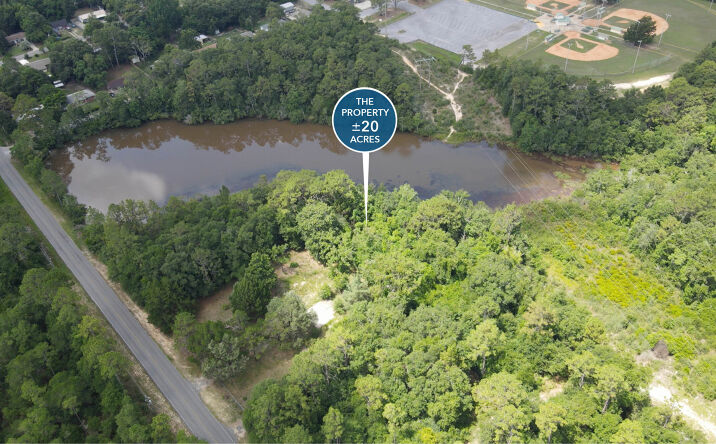 Pictures of Land property located at 475 Valley Rd, Crestview, FL 32539 for sales - image #1
