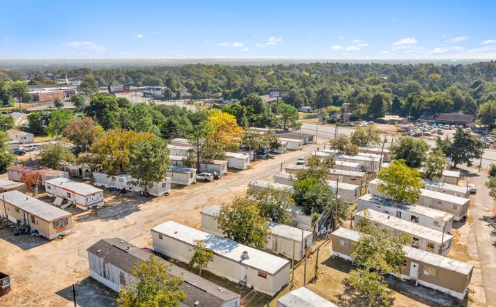 Pictures of Mobile Home Park property located at 3073 Deans Bridge Rd, Augusta, GA 30906 for comps - image #1