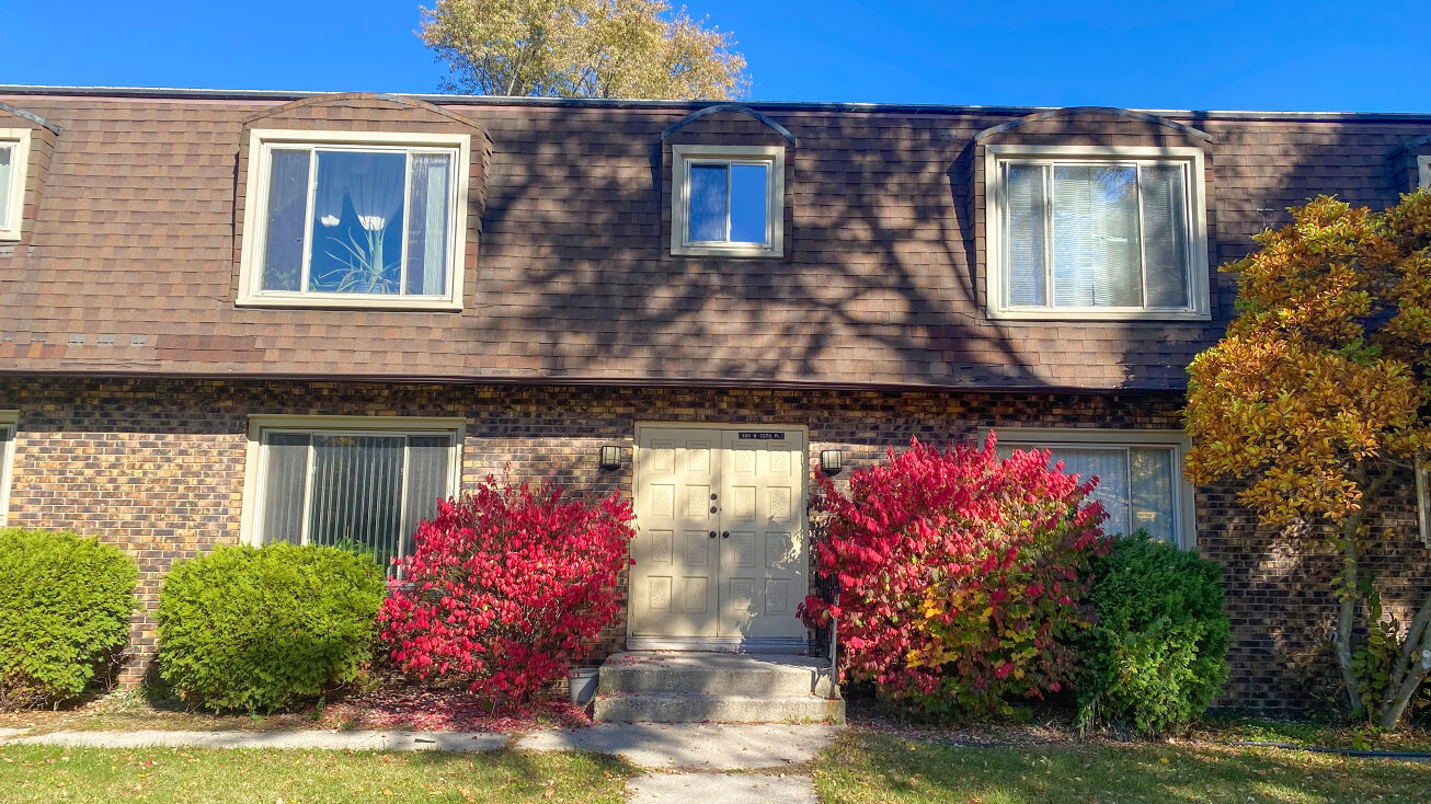 400 W 70th Pl, Merrillville, IN 46410 Multifamily Property for Sale