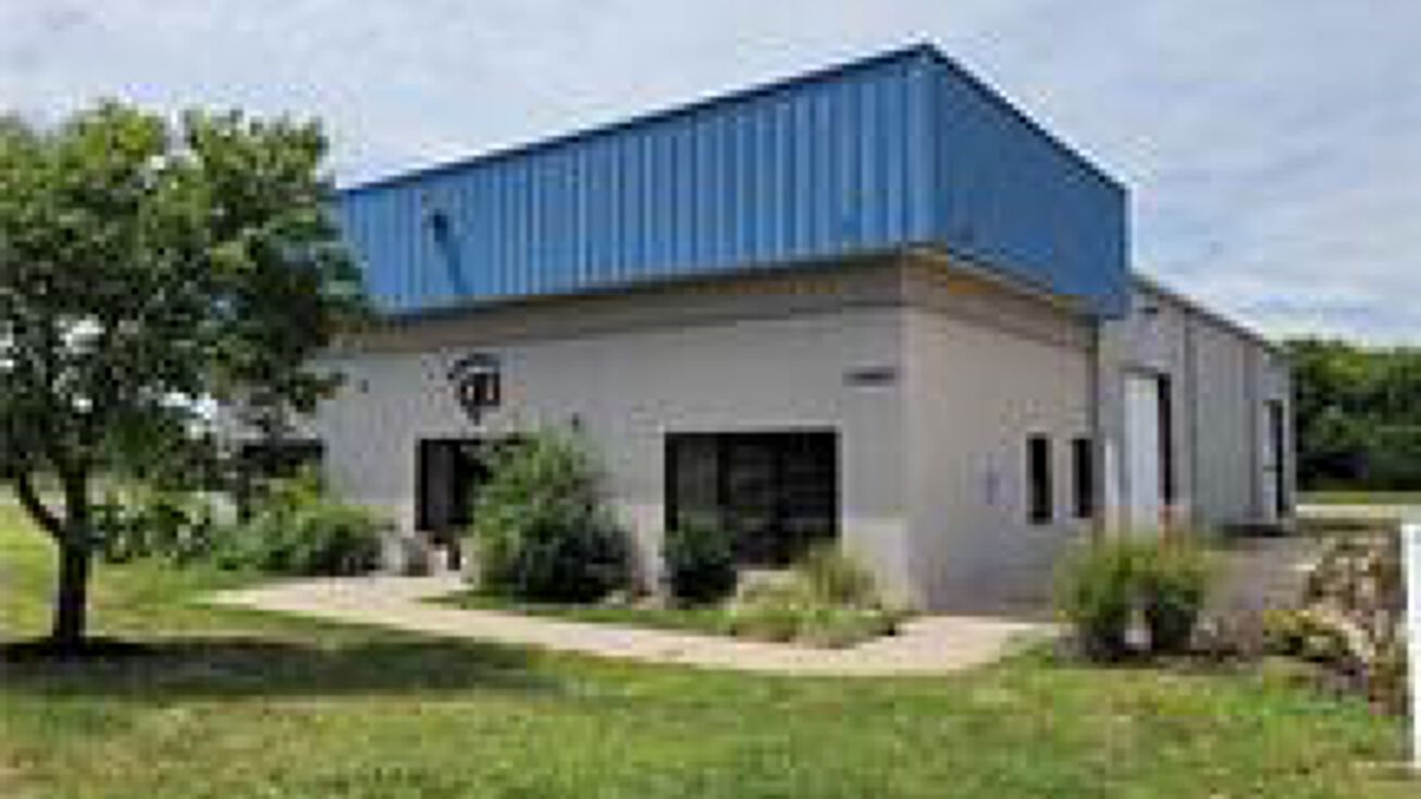 15880 S Cherry Court, Olathe, KS 66062