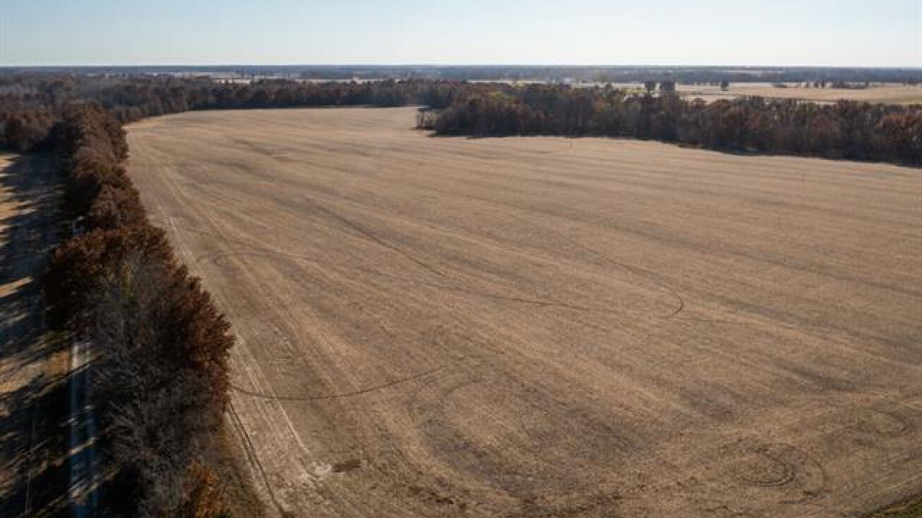 Ames Road, Meadville, MO 64659