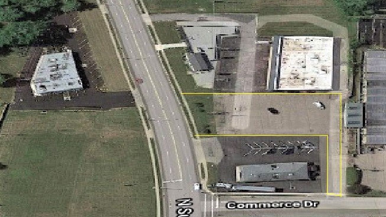 110 South St, Piqua, OH 45356