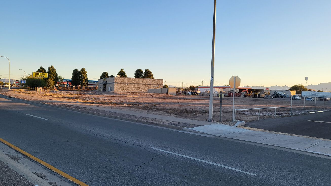 940 N Motel Blvd, Las Cruces, NM 88007