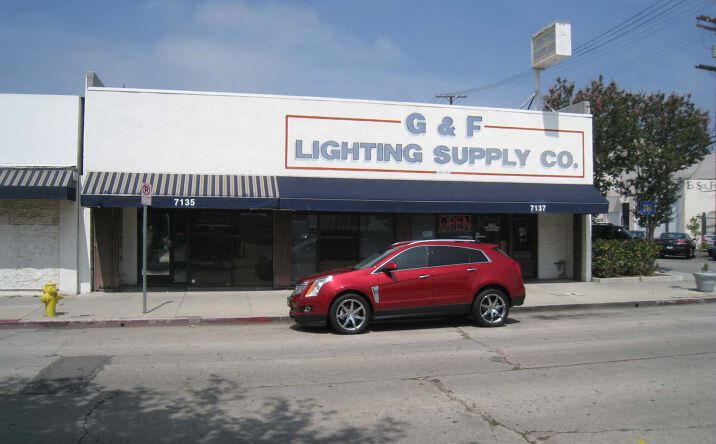 Pictures of Retail, Office, Industrial property located at 7135-7137 Remmet Ave, Los Angeles, CA 91303 for sales - image #1