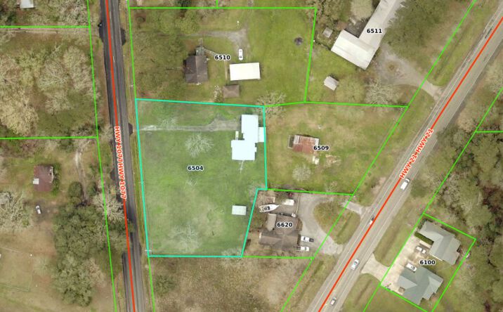 Pictures of Land property located at 116 LA-1077, Madisonville, LA 70447 for comps - image #1
