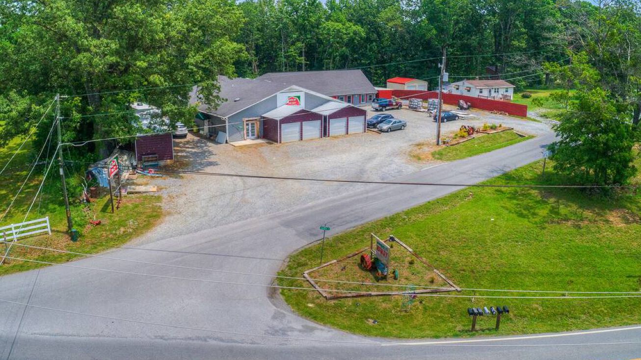 1026 Bandy Mill Rd, Hardy, VA 24101