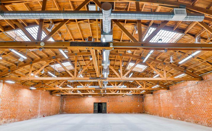 Pictures of Retail property located at 6235 Santa Monica Blvd, Hollywood, CA 90038 for sales - image #1