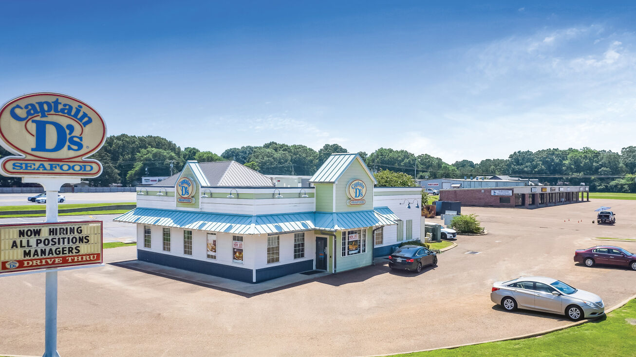 701 Robinson St, Senatobia, MS 38668 Retail Property for Sale