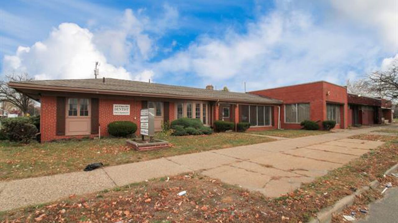 15334 W McNichols Rd, Detroit, MI 48235