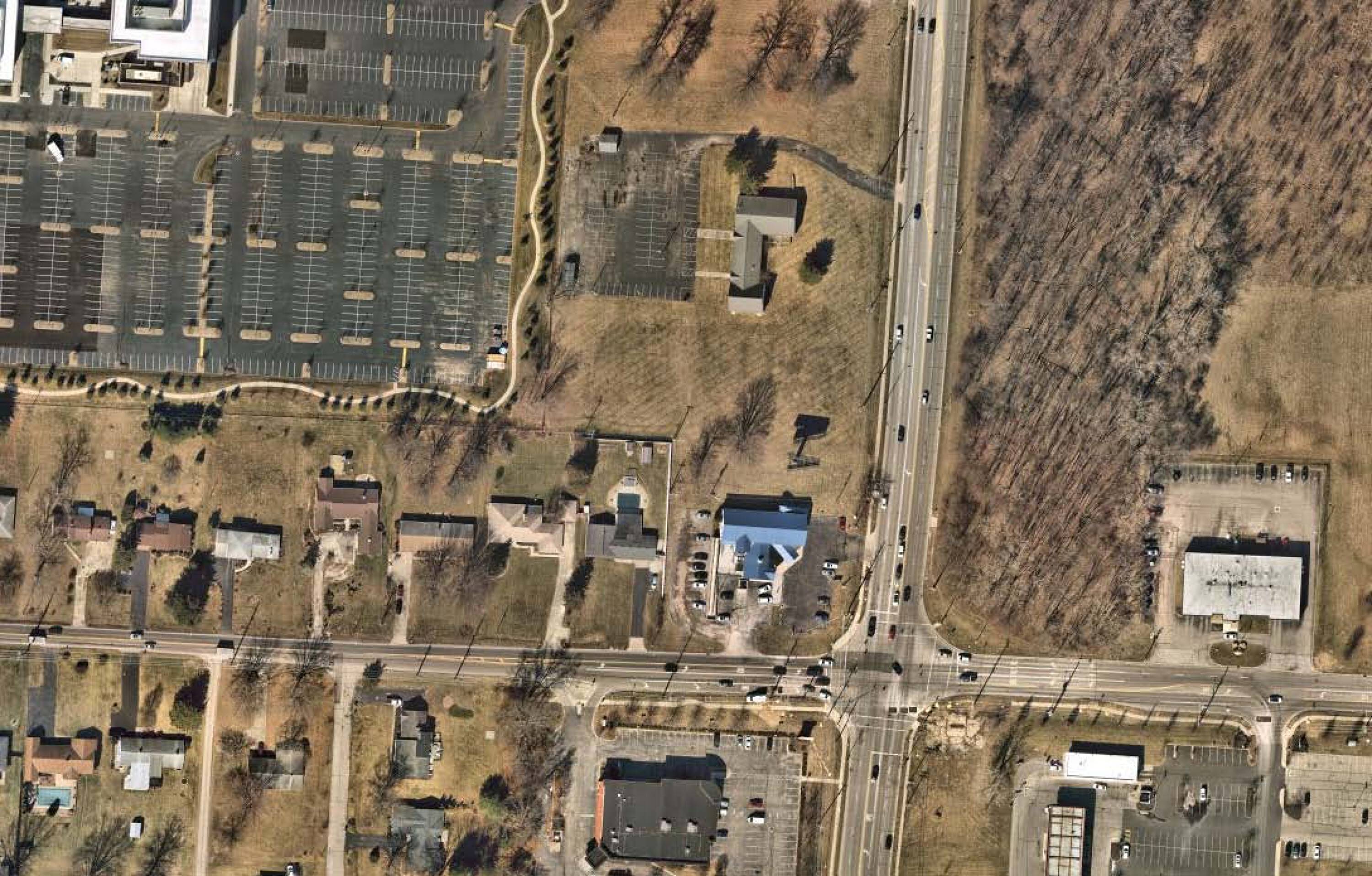 3035 Stelzer Rd, Columbus, OH 43219