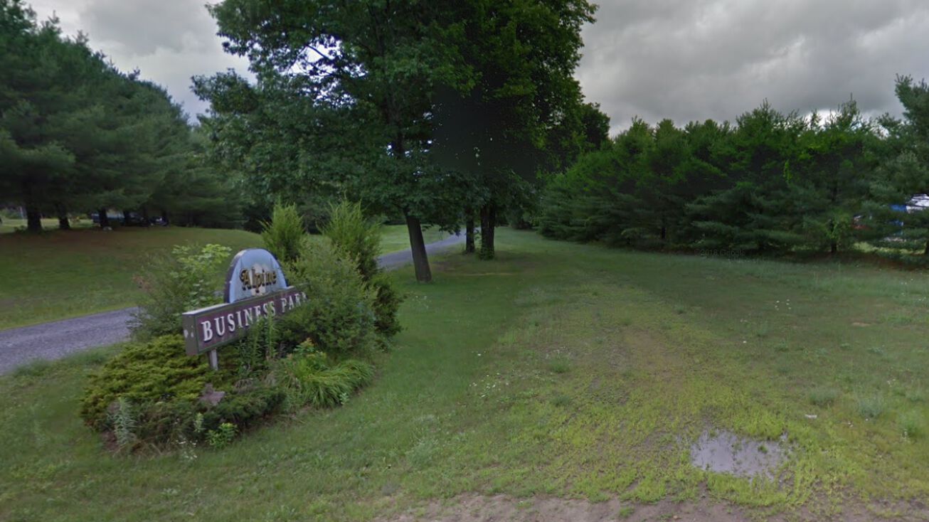 83 Heath Rd, Corinth, NY 12822