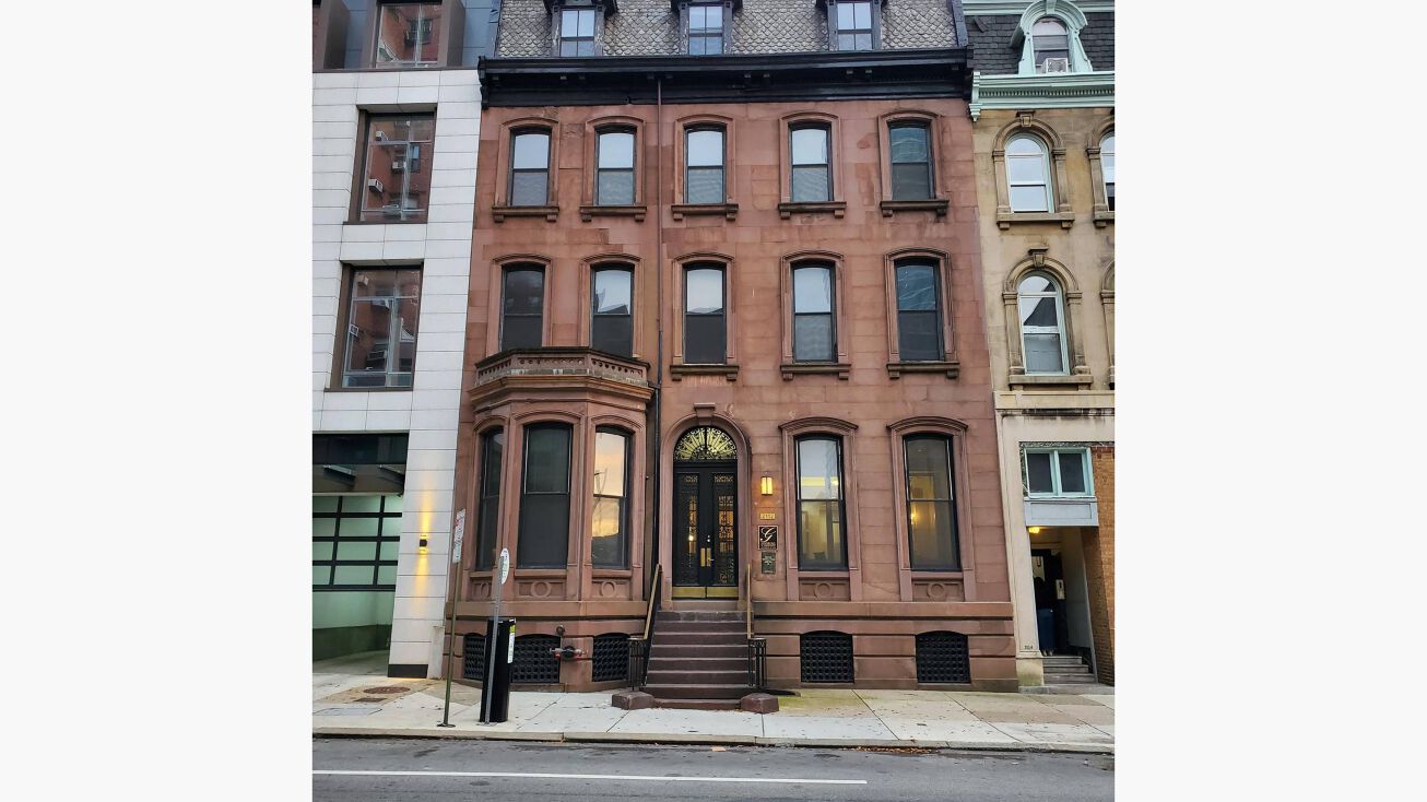 2112 Walnut St, Philadelphia, PA 19103