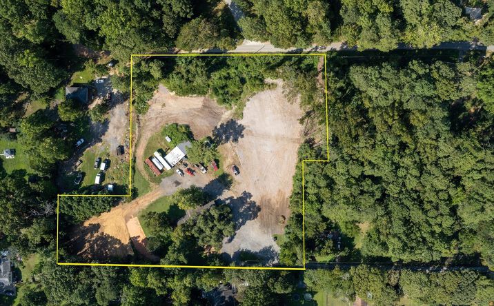 Pictures of Land property located at 1250 Robin Ln, Acworth, GA 30102 for sales - image #1