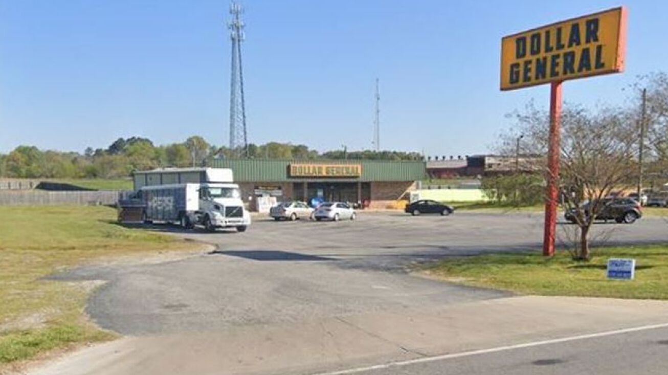 300 E Hill St, Thomson, GA 30824