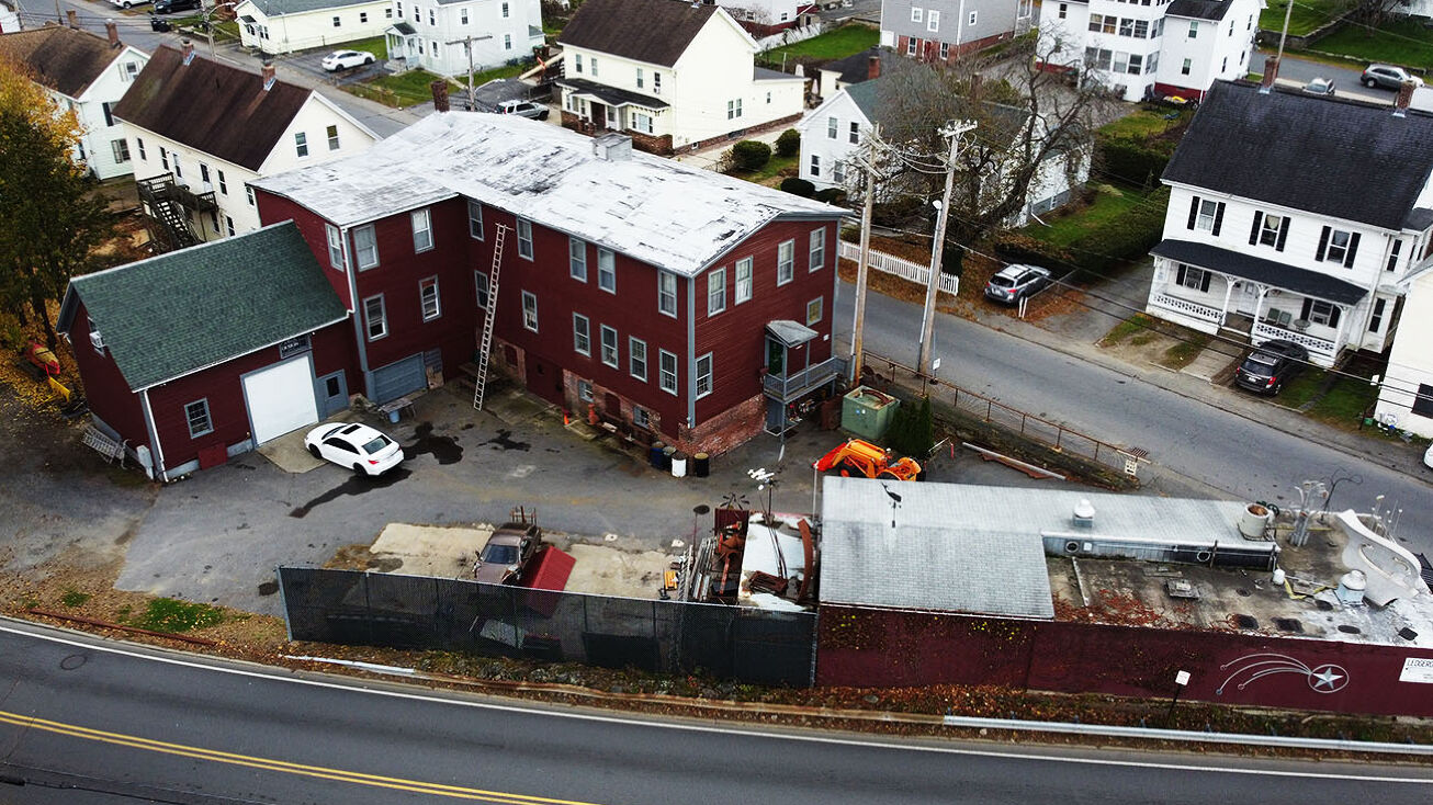 4 Loring St, Hudson, MA 01749