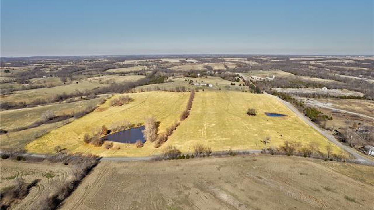 NW JonesMyer and N Hwy Road, Parkville, MO 64152