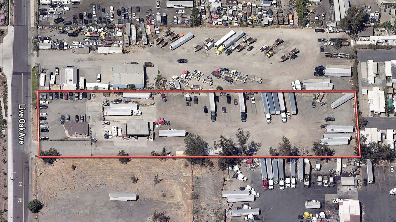 10193 Live Oak Ave, Fontana, CA 92335