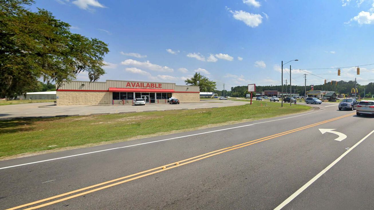 701 Bypass Pireway R, Tabor City, NC 28463