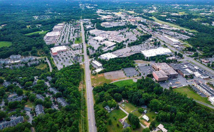 Pictures of Land property located at 2104 Catawba Valley Blvd SE, Hickory, NC 28602 for sales - image #1