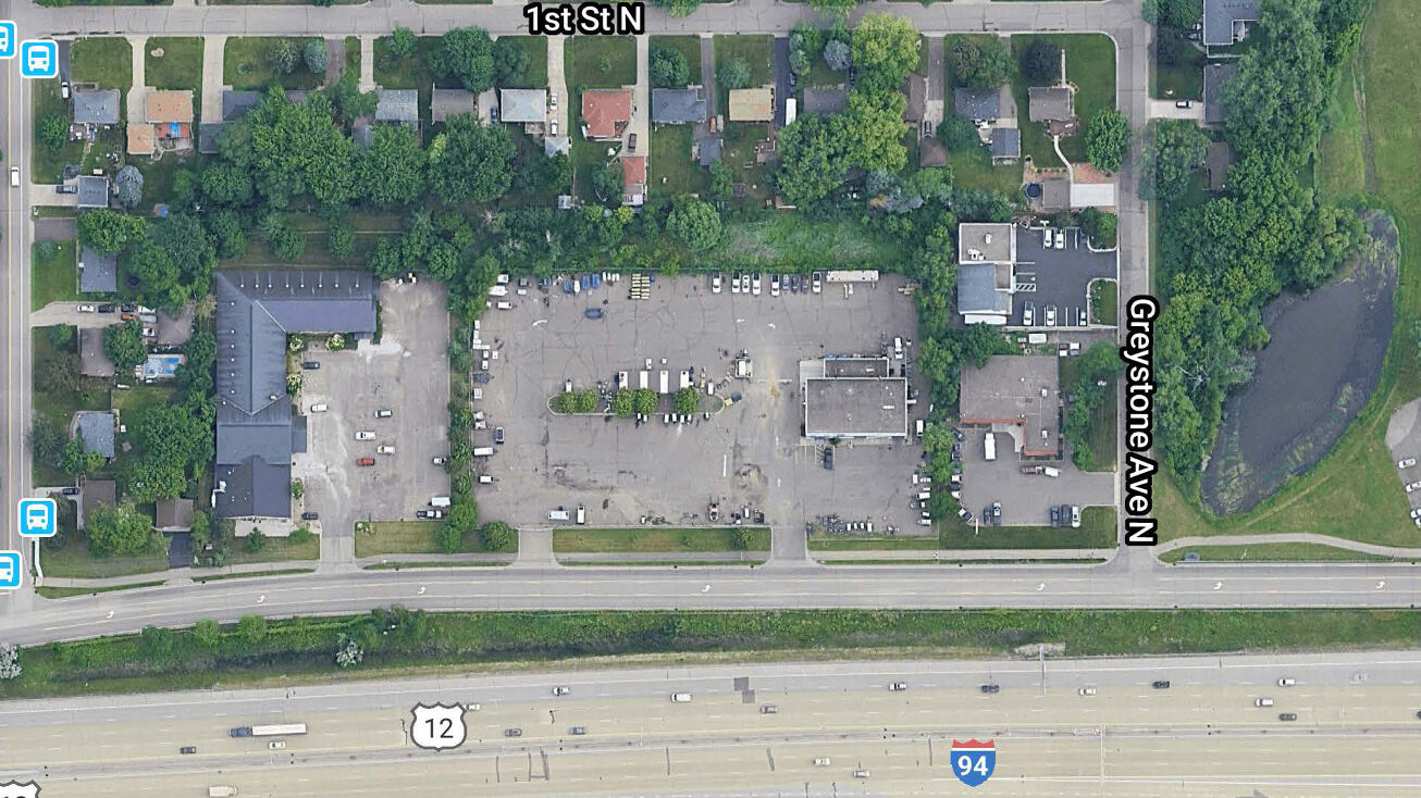 Oakdale Land, Hudson Boulevard North, Pine Springs, MN 55128