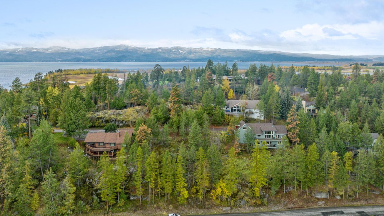 25 Ponderosa Lane, Bigfork, MT 59911