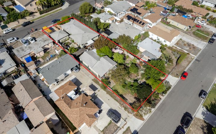 Pictures of Multifamily property located at 13691 Charleville Dr, Westminster, CA 92683 for comps - image #1