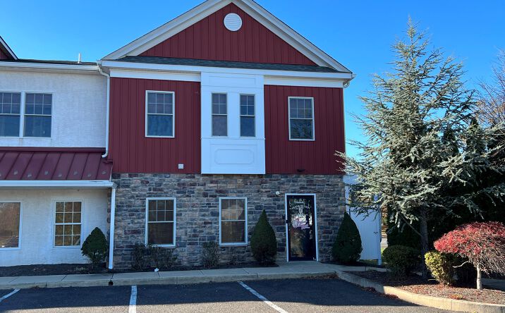 Pictures of Mixed Use, Office, Retail property located at 6069 Kellers Church Rd, Plumsteadville, PA 18947 for sales - image #1