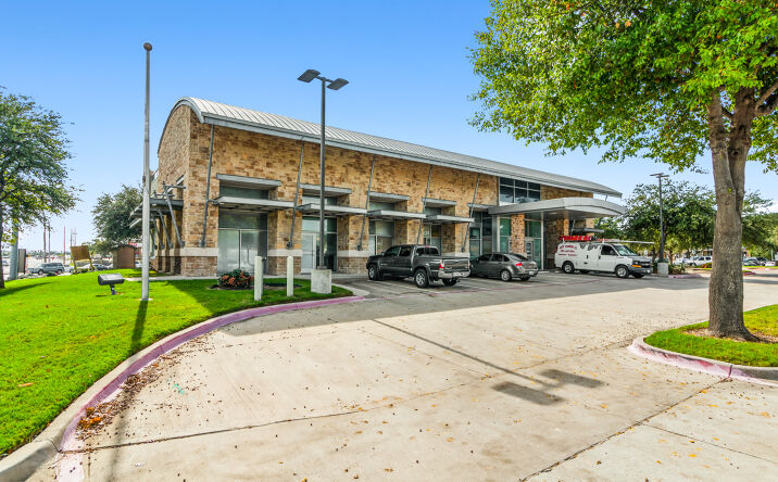 6035 PRECINCT LINE RD North Richland Hills TX 76180-5410 APN: 42937459 ...