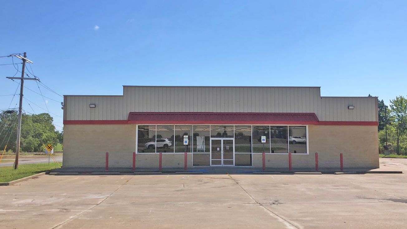 101 S Broadway, Goreville, IL 62939 Retail Property for Sale 101 S