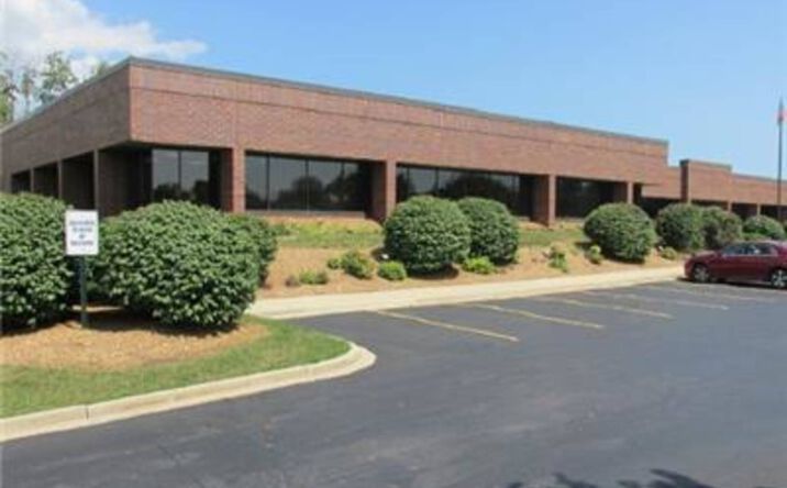 Pictures of Office property located at 11700 W Lake Park Dr, Milwaukee, WI 53224 for sales - image #1