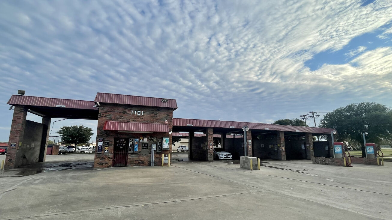 1101 E Yellow Jacket Ln, Rockwall, TX 75087