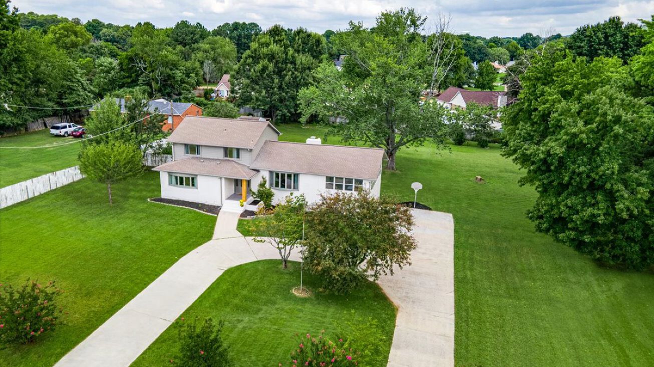 377 Pine Grove Rd, Madison, AL 35757