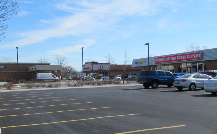 Pictures of Retail property located at 1781-1785 River Oaks Dr, Calumet City, IL 60409 for sales - image #1
