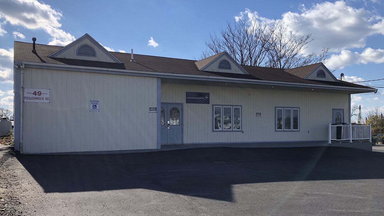 49 Poquonnock Rd, Groton, CT 06340