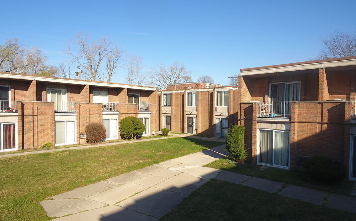 Pictures of Multifamily property located at 19320 Greenfield Rd, Detroit, MI 48235 for sales - image #1