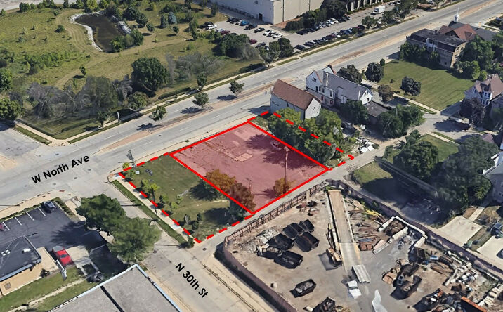 Pictures of Land property located at 2917 W North Ave, Milwaukee, WI 53208 for sales - image #1