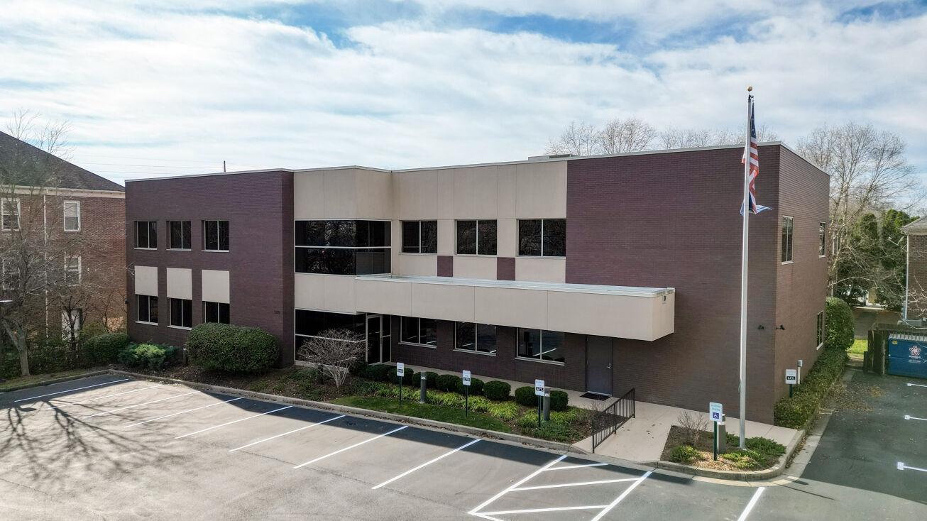 320 Evergreen Rd, Louisville, KY 40243