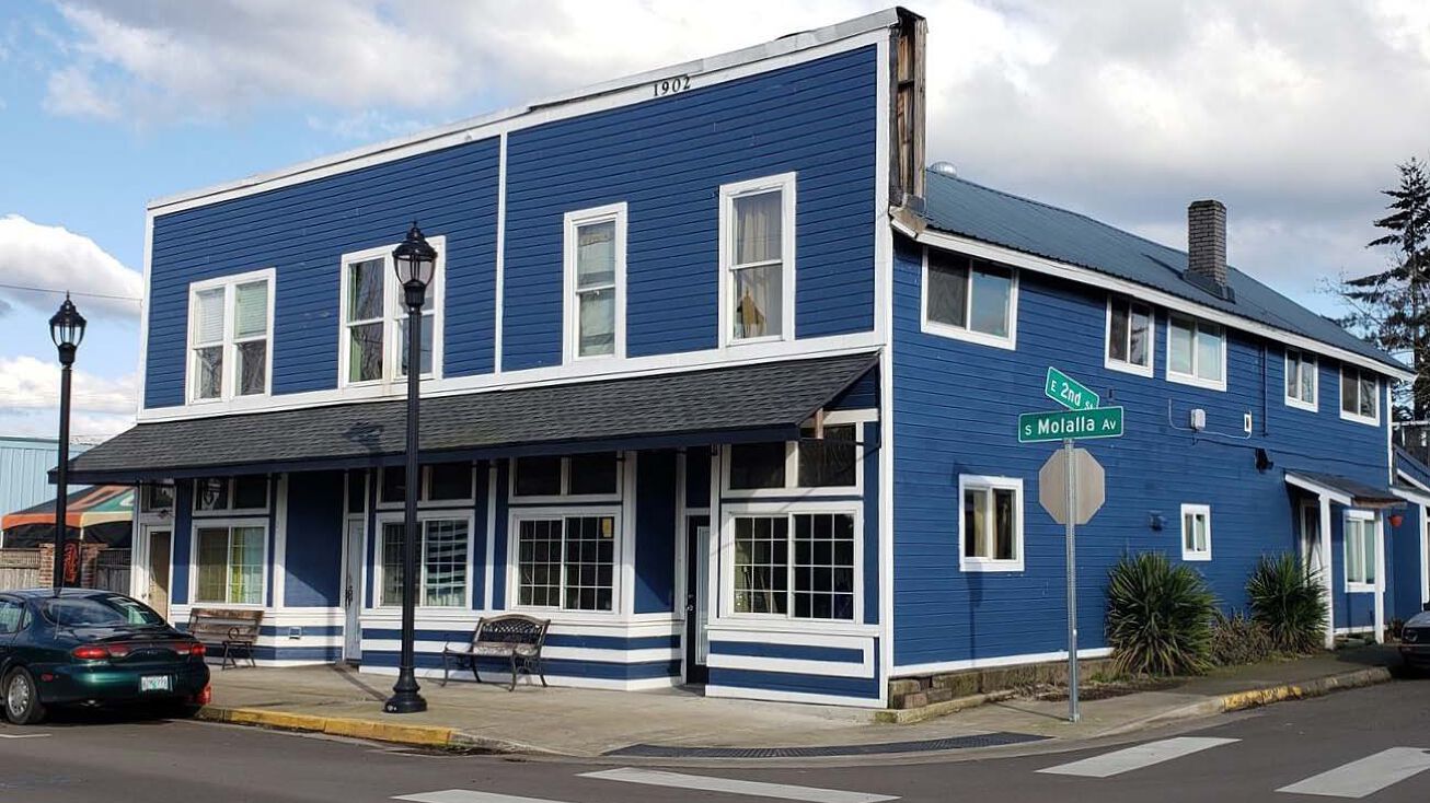 123 S Molalla Ave, Molalla, OR 97038 Multifamily Property for Sale