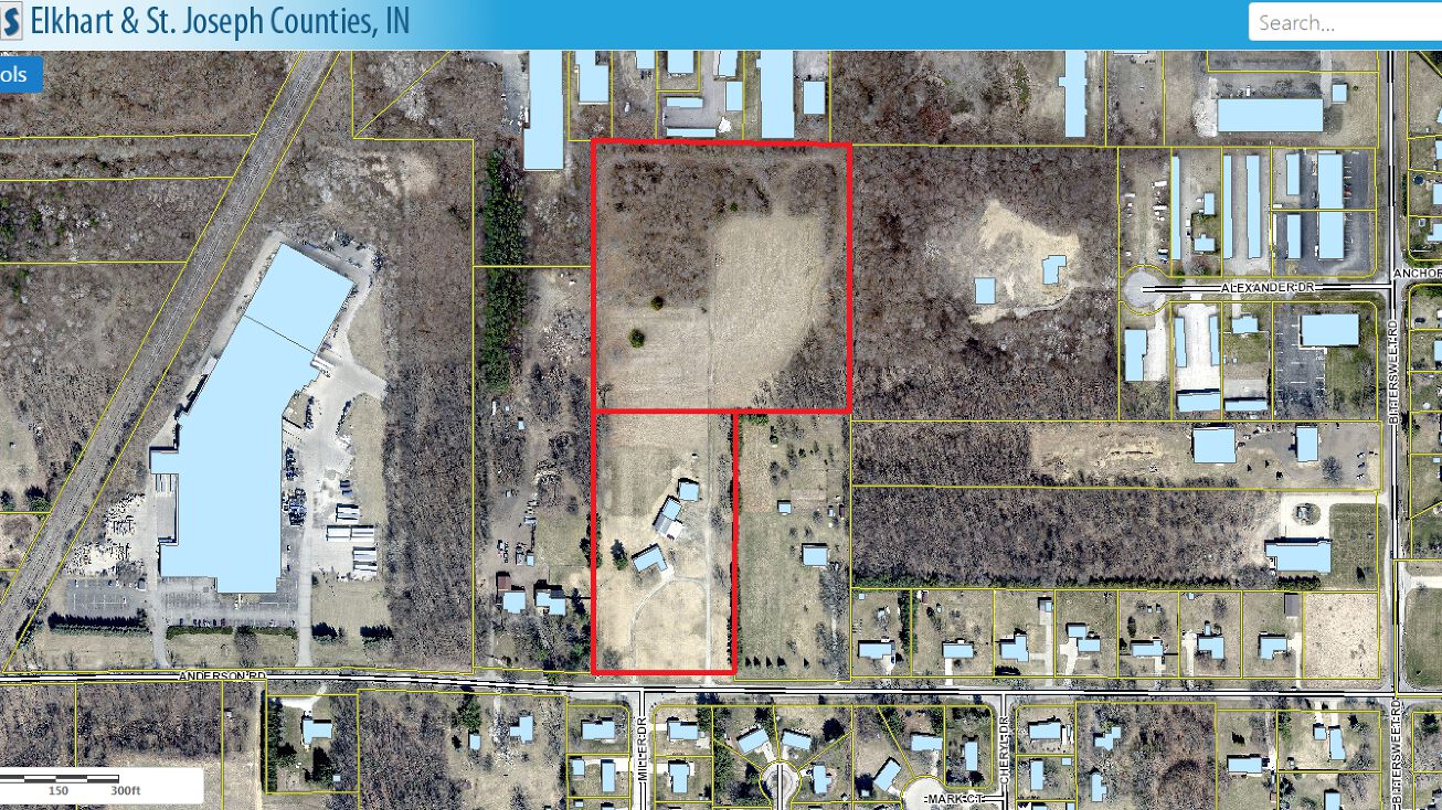 12815 Anderson Rd, Granger, IN 46530