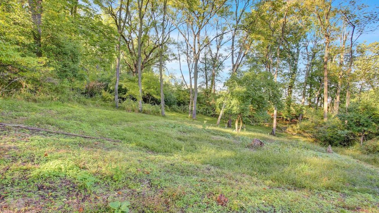 1181 Fritztown Rd, Reinholds, PA 17569