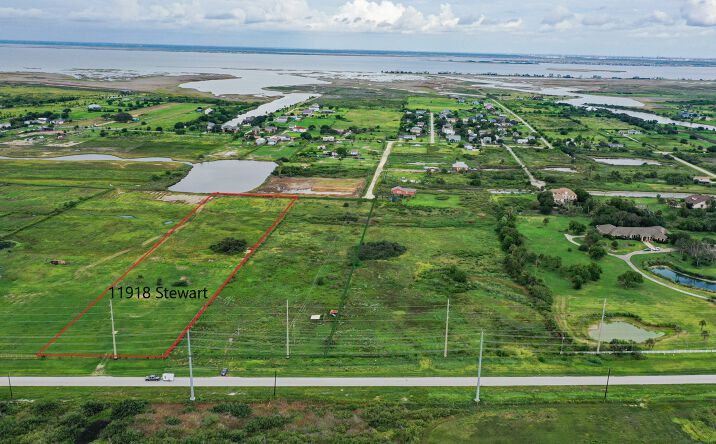 Pictures of Land property located at 11918 Stewart Rd, Galveston, TX 77554 for sales - image #1